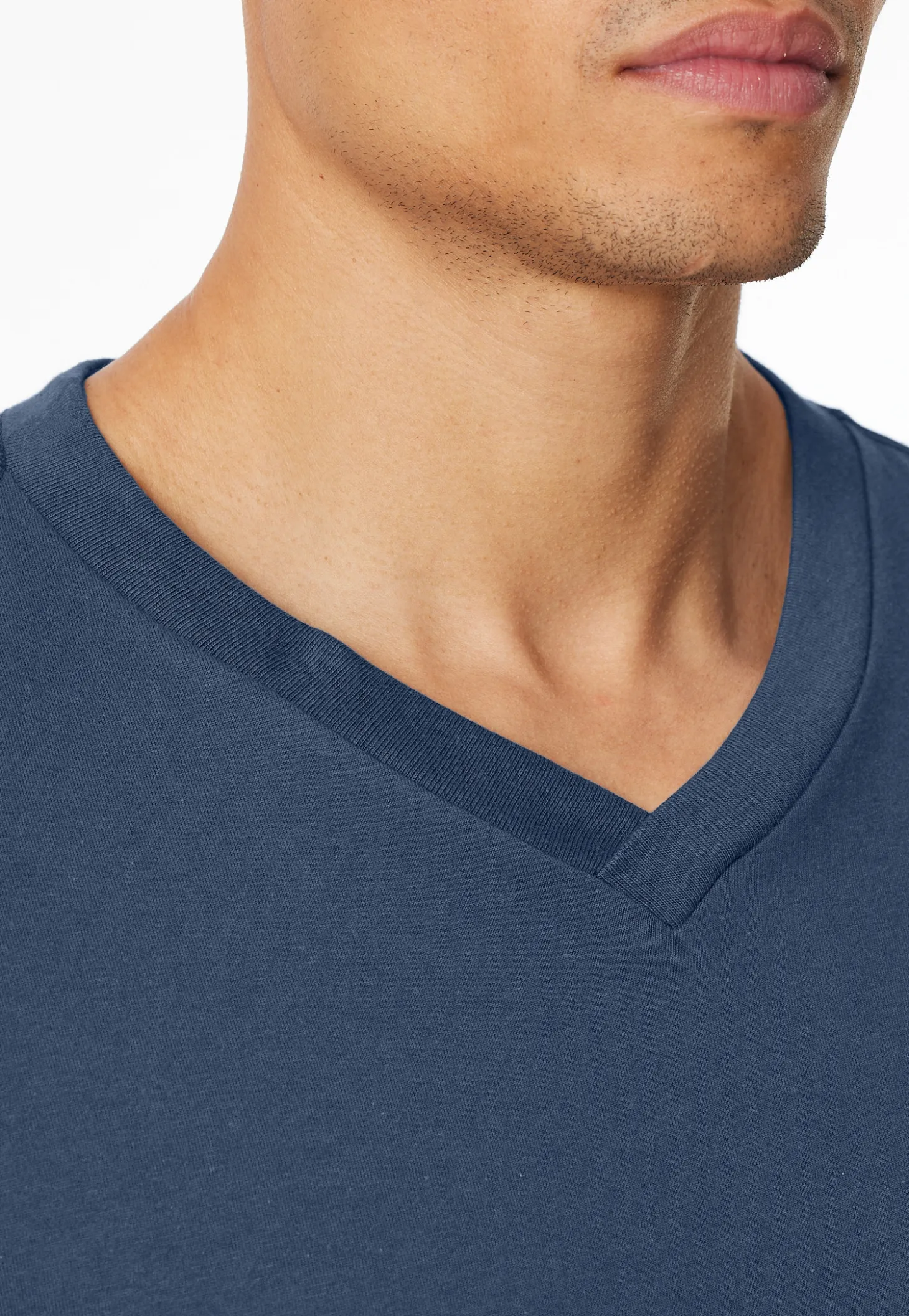 Shirt langarm V-Ausschnitt royal - Mix+Relax